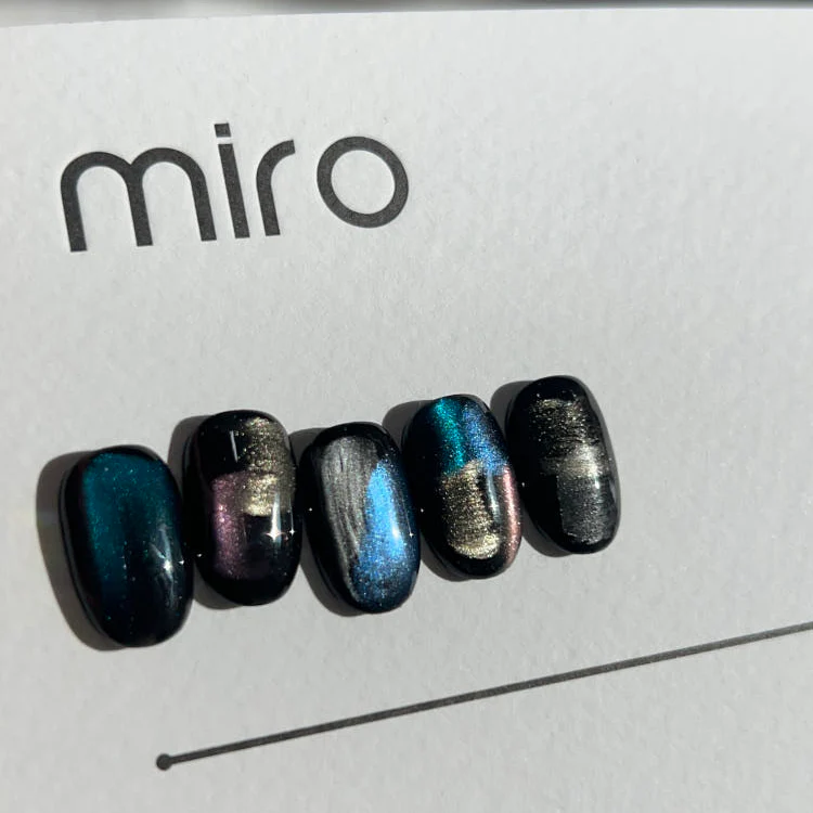 Miro - Layered Magnetic Gel - Image 12